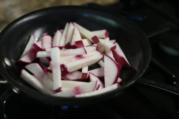 Scarlet Turnips2 Sliced Turnips